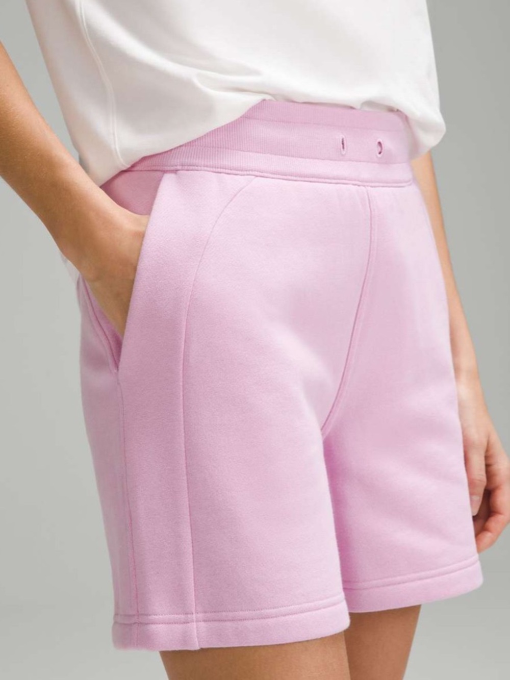 Lululemon Scuba High Rise Shorts. . Sz 8 or medium. NWOT